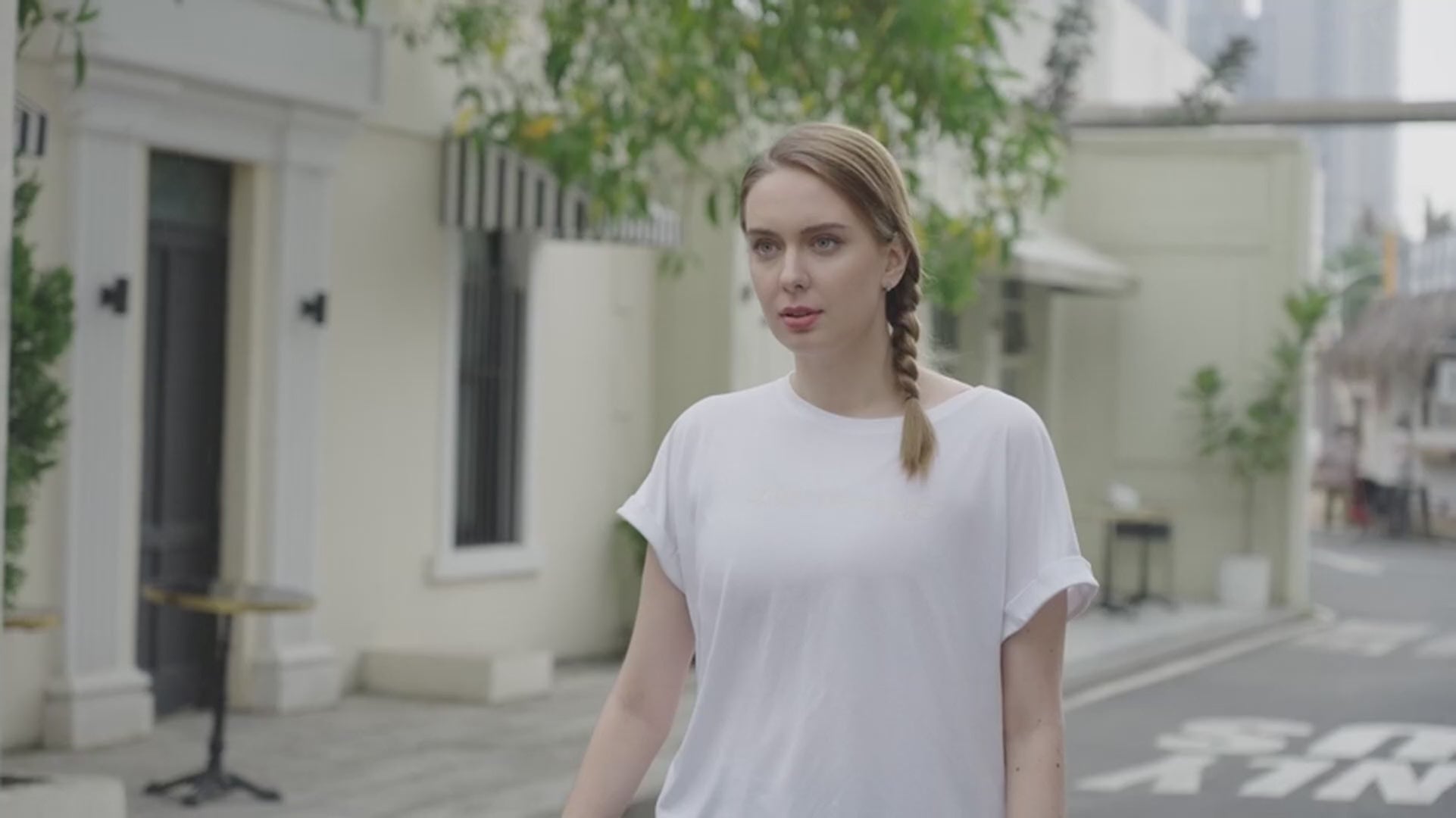 Portable Hand-Held Nebulizer – Rechargeable with Self-Clean Mode for Easy Breathing